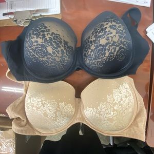 New 42D Soma Lace Bras Beige and Black